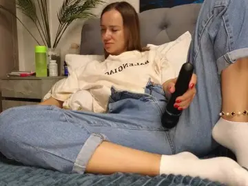 Bongacams Watch Live Sex Cams of -Sexyhotangel-