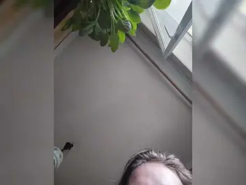 Bongacams Watch Live Sex Cams of MySky23