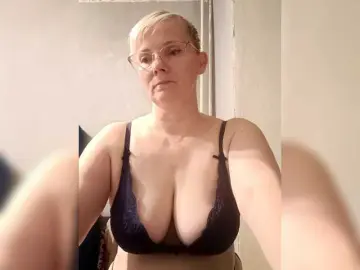 Bongacams Adult Webcam of Sweetie454