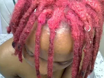 Bongacams Free Live Porn of Petiteblossom