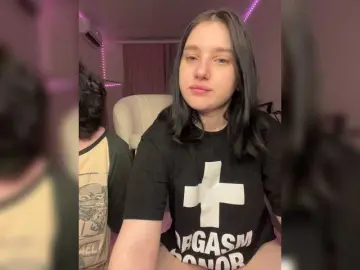 Bongacams Nude Webcam of TeaseDuo