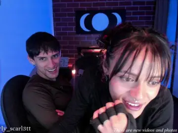 Bongacams Adult Webcams of CurlyScarlett13
