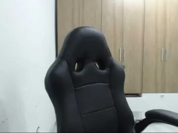 Bongacams Sex Cam of RoxanaMilf