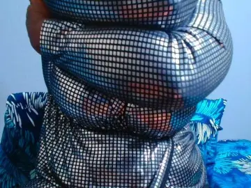 Bongacams Adult Video Chat of CURVEBABY