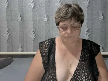 Bongacams Free Porn Cam of ElzaJewel