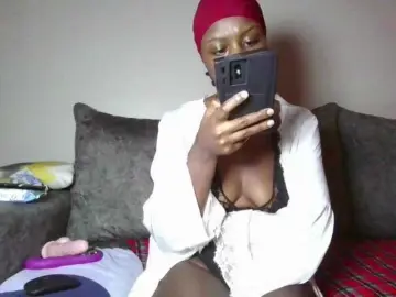 Bongacams Private Sex Chat of Goldiecandy