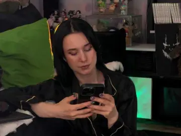 Bongacams Live Sex Cam of KiraLiLime