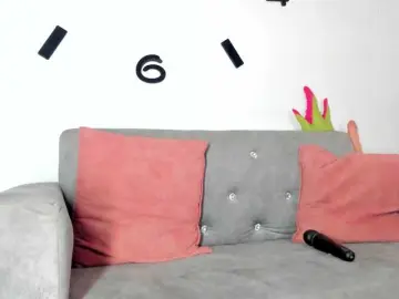 Bongacams Live Porn of BarbieHotLaura