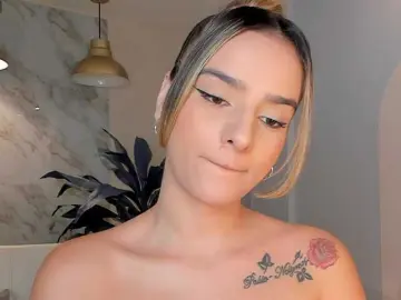 Bongacams Watch Live Sex Cams of LaurentRosse