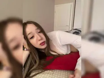 Bongacams Free Porn Cam of sashhhkino