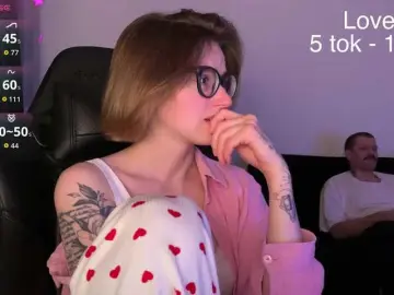 Bongacams Free Live Porn of Sexy-Sweets