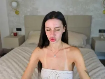 Bongacams Free Live Porn of SnowWhiteee