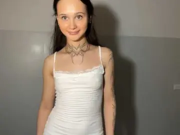 Bongacams Nude Webcam of GertudeLagman