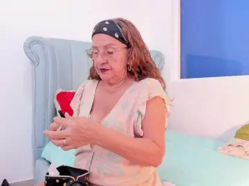 Bongacams Best live sex cam show of MatureBlonde