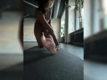 Bongacams Nude Webcam of All-in-pussy