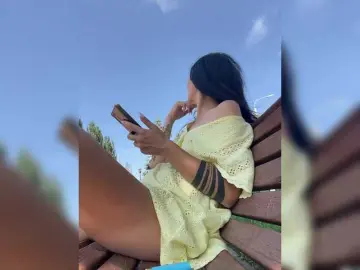 Bongacams Watch Live Sex Cams of KarolinaMilf