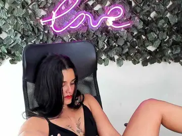 Bongacams Best Webcam of DestinyHills