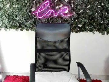 Bongacams Free Porn Cam of DestinyHills
