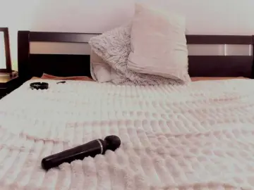 Bongacams Watch Live Sex Cams of aryahunt
