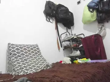 Bongacams Live Sex Cam of mia1-soman2