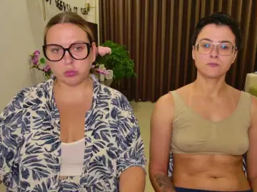 Bongacams Sex Cam of dreamteamgirls