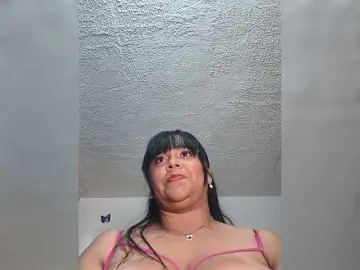 Bongacams Adult Video Chat of CandyBrowm
