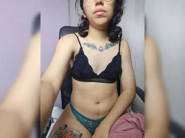Bongacams Free Live Porn of skinny333