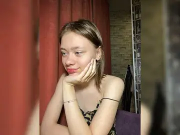 Bongacams Free Porn Cam of 18YoungPussy18