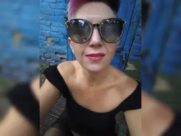 Bongacams Adult Webcam of BUSINKA-25