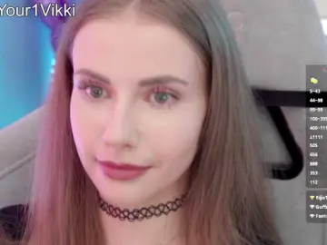 Bongacams Free Porn Cam of -VikkiL0vesCheese-