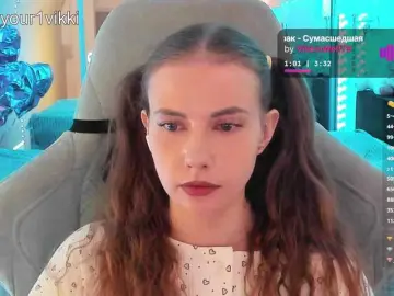 Bongacams Live Sex of -VikkiL0vesCheese-