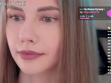 Bongacams Adult Webcams of -VikkiL0vesCheese-