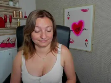 Bongacams Private Sex Chat of angelaLove13