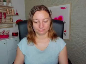 Bongacams Free Porn Cam of angelaLove13