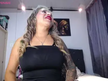 Bongacams Watch Live Sex Cams of Shantal-69