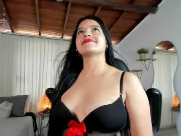Bongacams Sex Cam of Min-Yuna