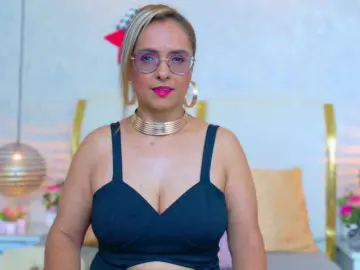 Bongacams Free Porn Cam of MarylinsVega