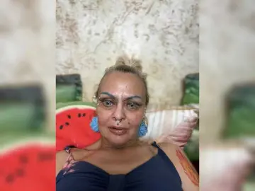 Bongacams Live Sex Cam of GardenerofIllusions