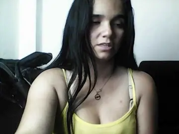 Bongacams Live Sex Cam of XiomaraSmith4