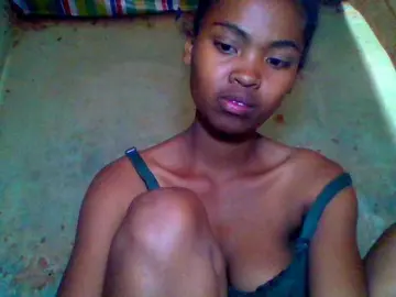 Bongacams Live Sex Cam of Allycha1