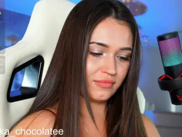 Bongacams Adult Video Chat of Adel-chocolatee