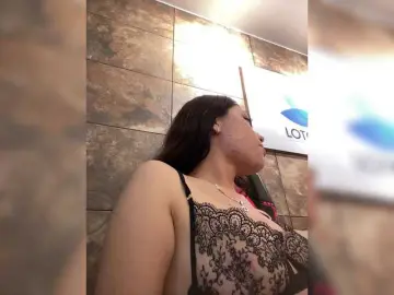Bongacams Nude Webcam of CheryelFoxx