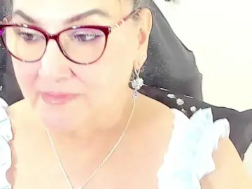 Bongacams Free Live Porn of cataleya-mom