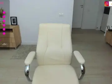 Bongacams Free Porn Cam of EveeEvian