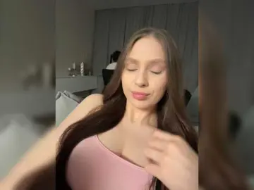 Bongacams Free Porn Cam of PARTYNEXTNEXT