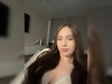 Bongacams Nude Webcam of PARTYNEXTNEXT