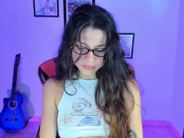 Bongacams Watch Live Sex Cams of lolamustaine