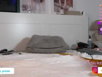 Bongacams Sex Cam of Emmababe