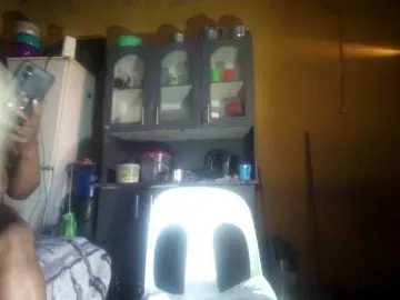 Bongacams Watch Live Sex Cams of Melonboobs1