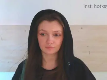 Bongacams Nude Webcam of Hotksy